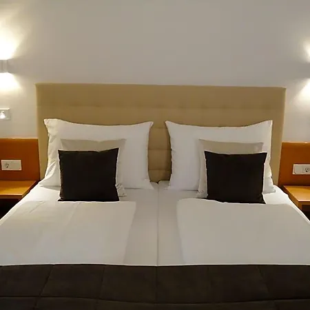 Otel Albrecht 3*
