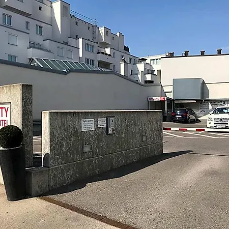 Albrecht Hotel