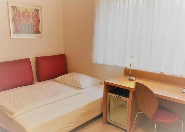 City Albrecht Hotel 3*