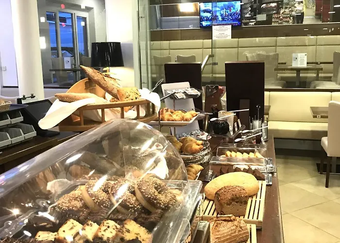 City Albrecht Hotel 3*