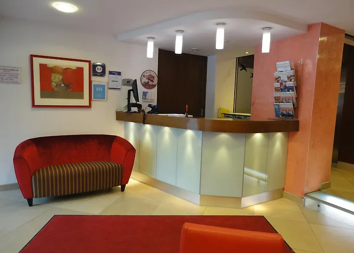 City Albrecht Hotel 3*